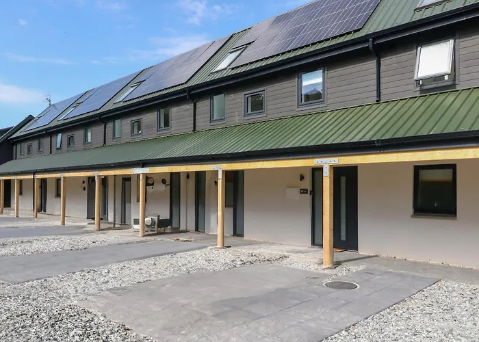 Oakbank Mews