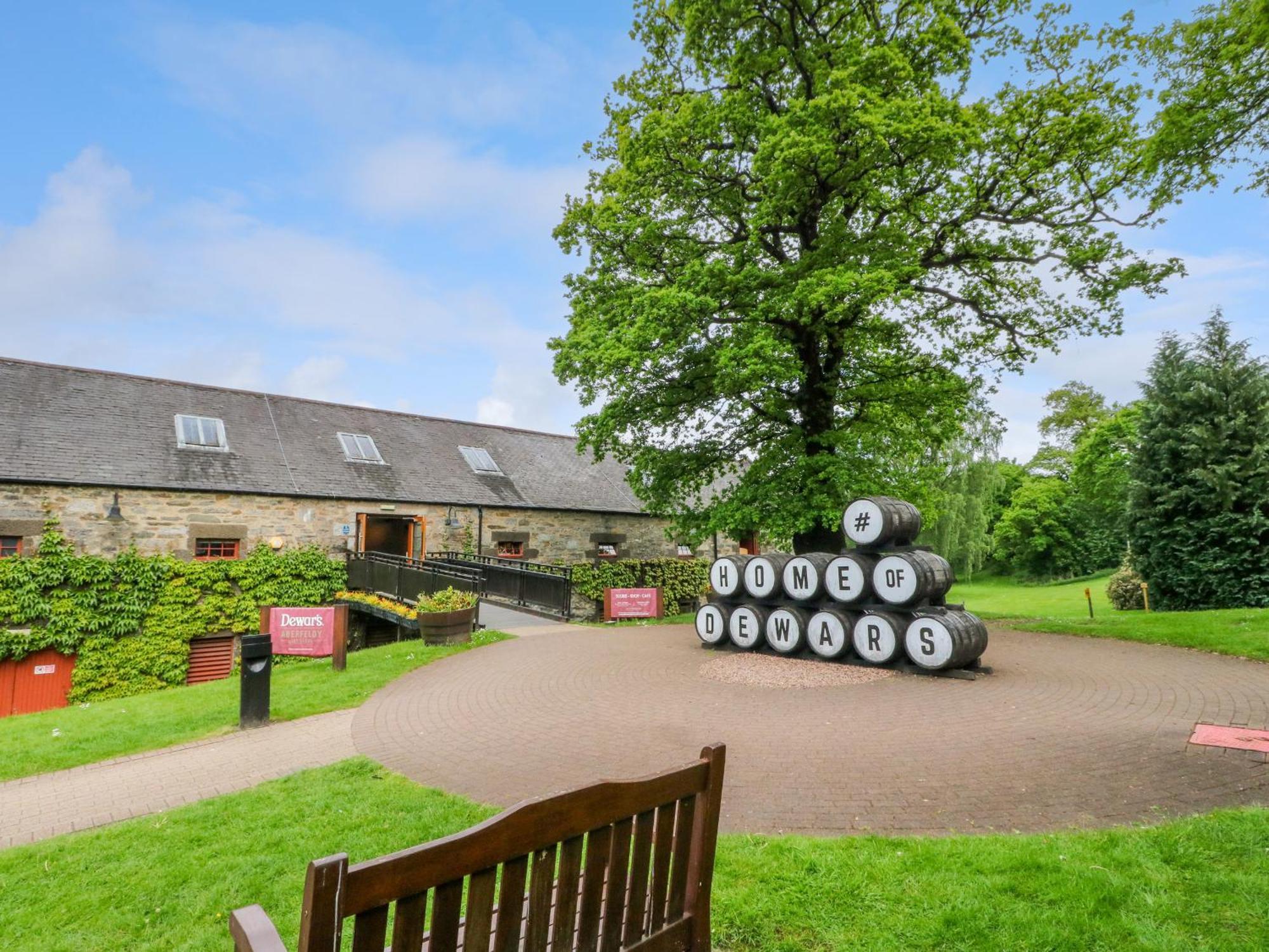 Oakbank Mews *